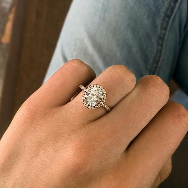 Cat-Claw Halo Oval Moissanite Ring with a Moissanite Band